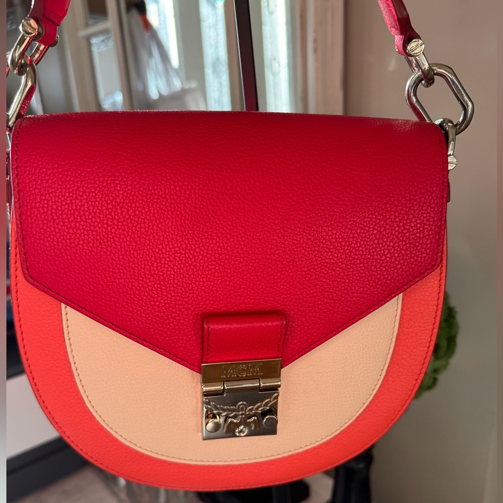 MCM Patricia Shoulder Bag with Top Handle Color block pattern - Red/Coral - EUC